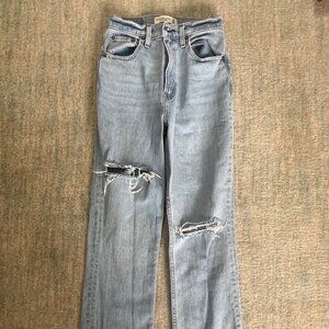 Abercrombie and Fitch 90's Straight Ultra High Rise Denim